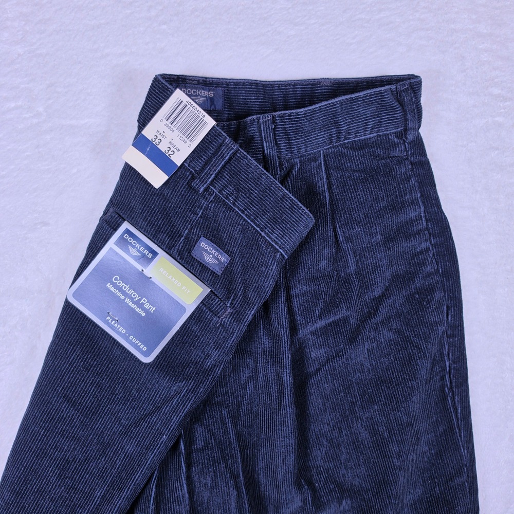 NEW VTG Dockers Relaxed Fit Mens 33/32 Navy Blue Pleated Cuffed Corduroy Pants